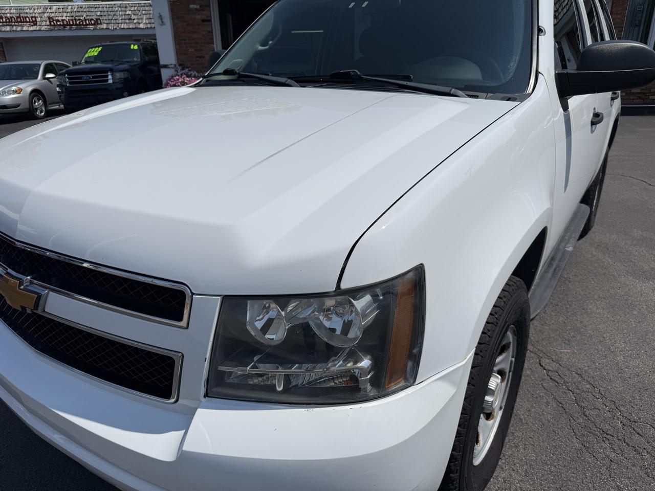 Chevrolet Tahoe 4WD 4dr 1500 Commercial 2012