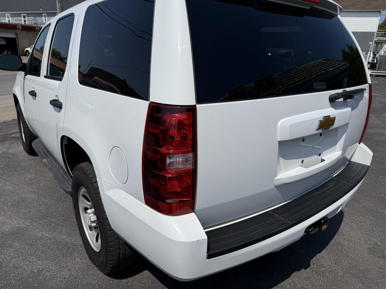 Chevrolet Tahoe 4WD 4dr 1500 Commercial 2012