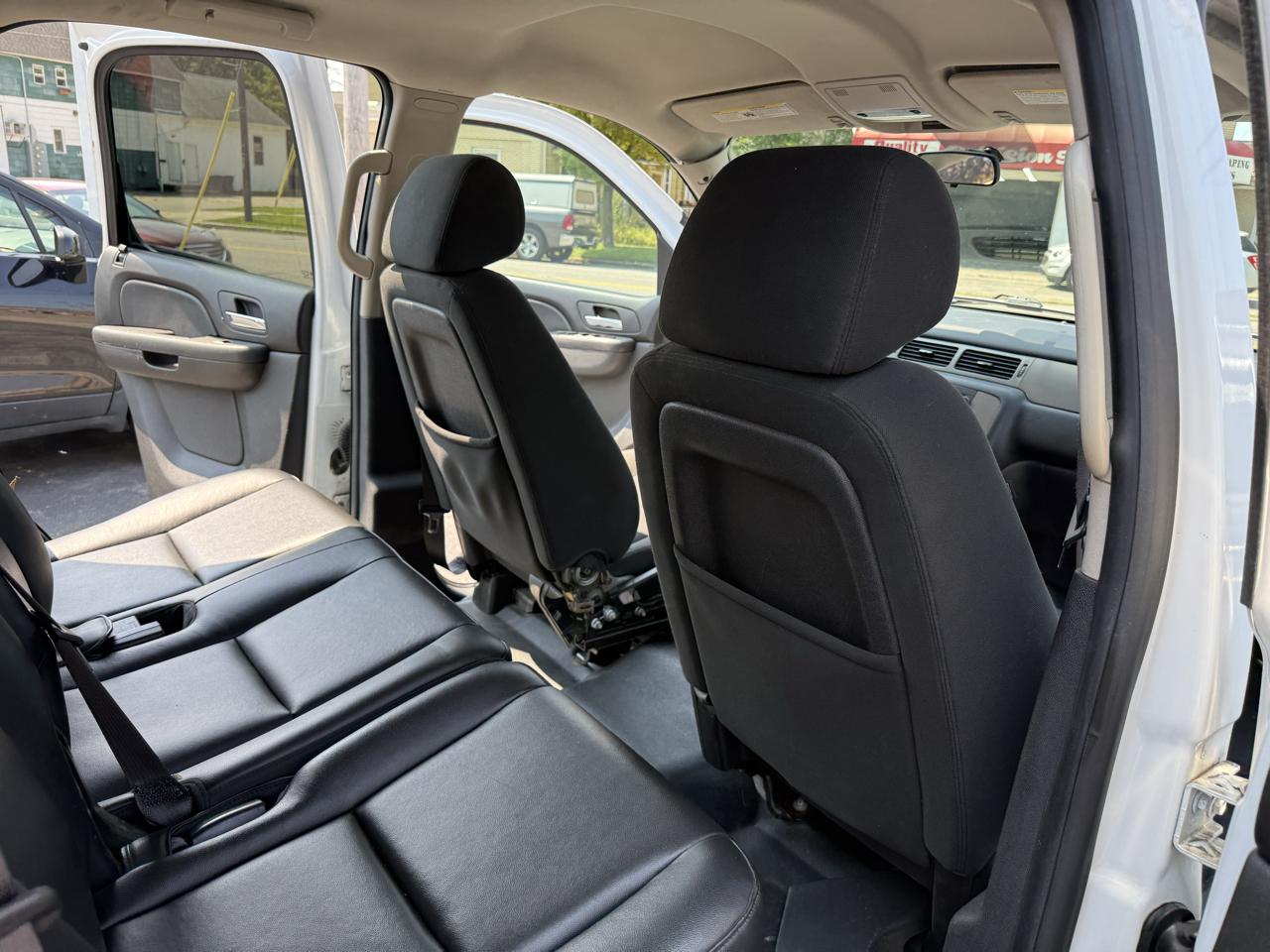 Chevrolet Tahoe 4WD 4dr 1500 Commercial 2012