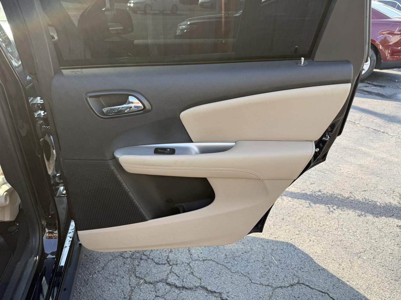 Dodge Journey AWD 4dr SXT 2015