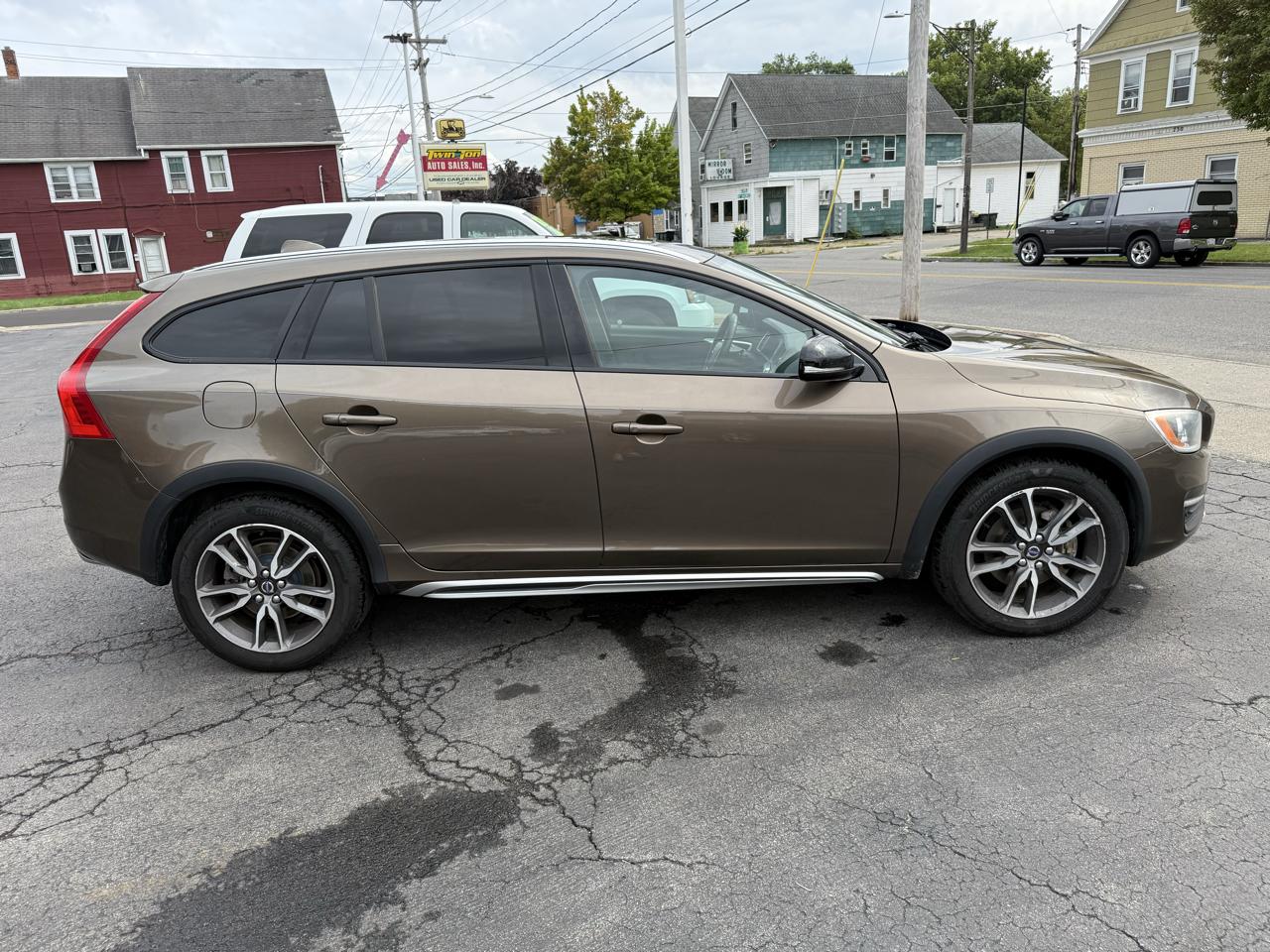 Volvo V60 Cross Country 4dr Wgn T5 AWD 2016