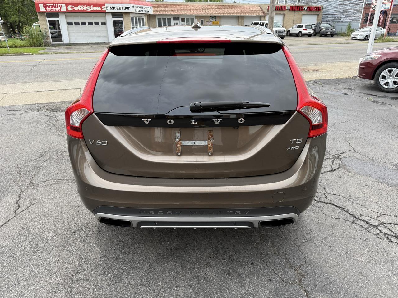 Volvo V60 Cross Country 4dr Wgn T5 AWD 2016