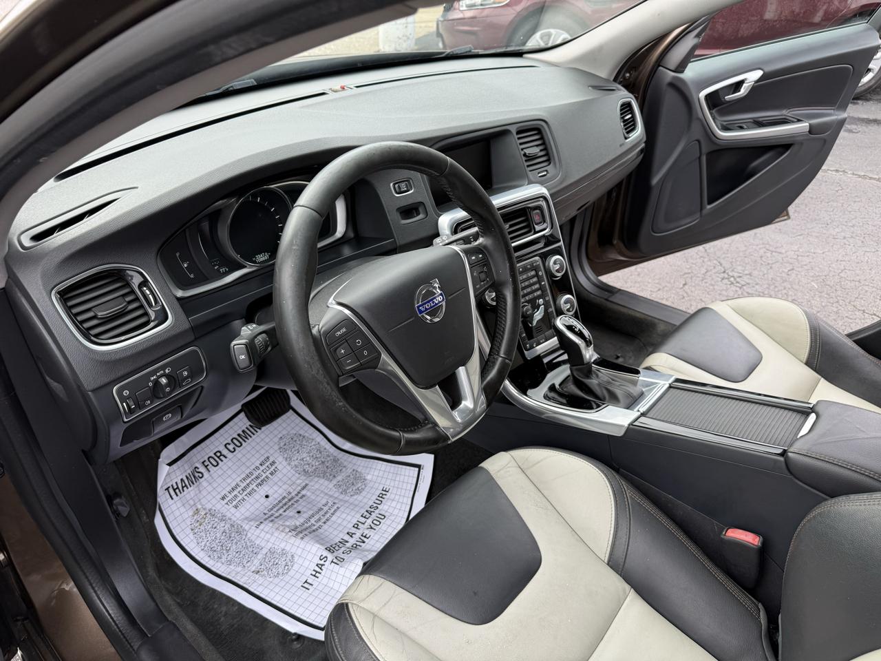 Volvo V60 Cross Country 4dr Wgn T5 AWD 2016