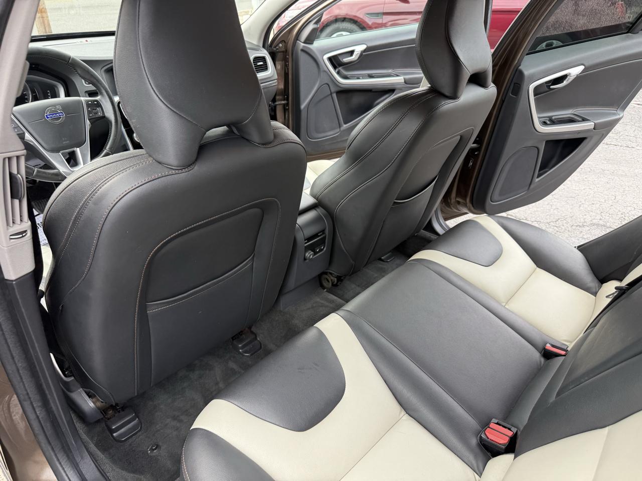 Volvo V60 Cross Country 4dr Wgn T5 AWD 2016