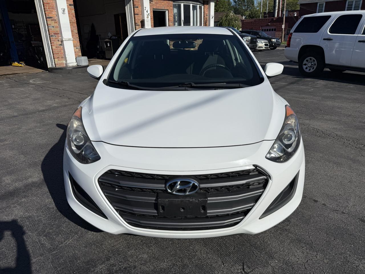 Hyundai Elantra GT Auto 2017