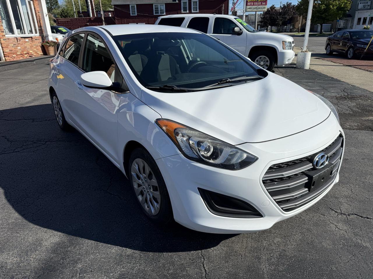 Hyundai Elantra GT Auto 2017