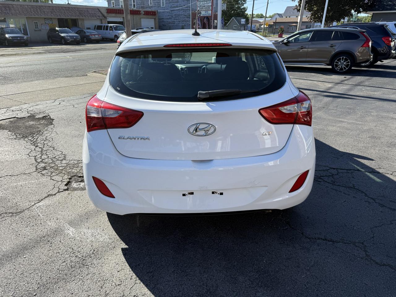 Hyundai Elantra GT Auto 2017