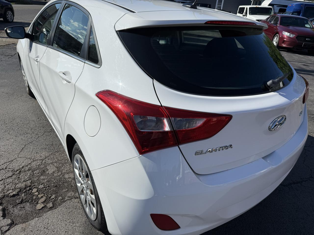 Hyundai Elantra GT Auto 2017