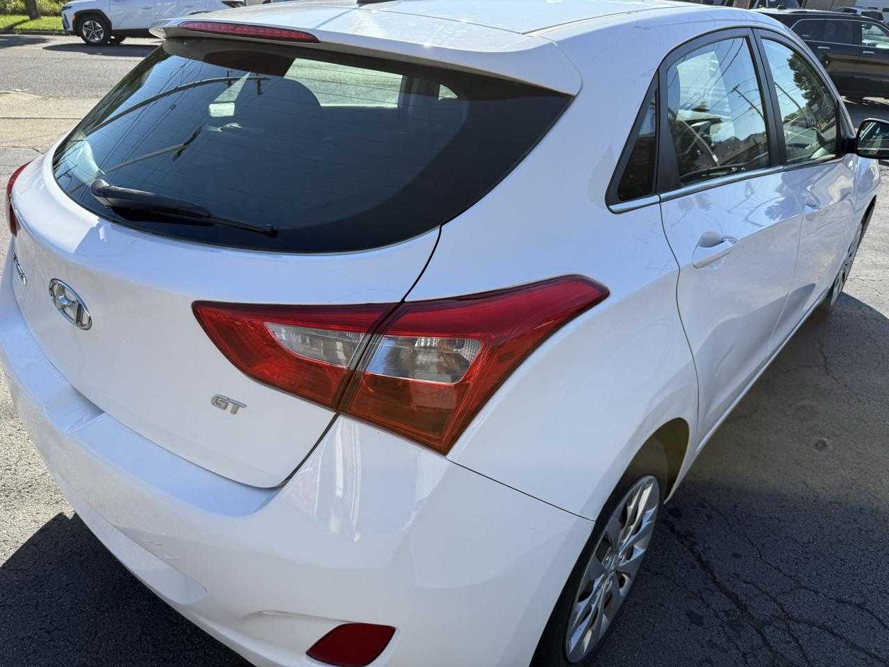 Hyundai Elantra GT Auto 2017