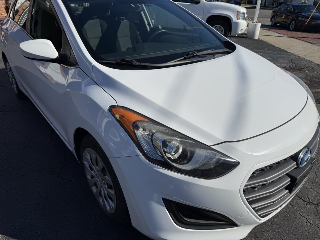 Hyundai Elantra GT Auto 2017
