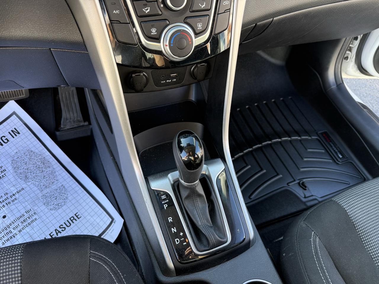 Hyundai Elantra GT Auto 2017