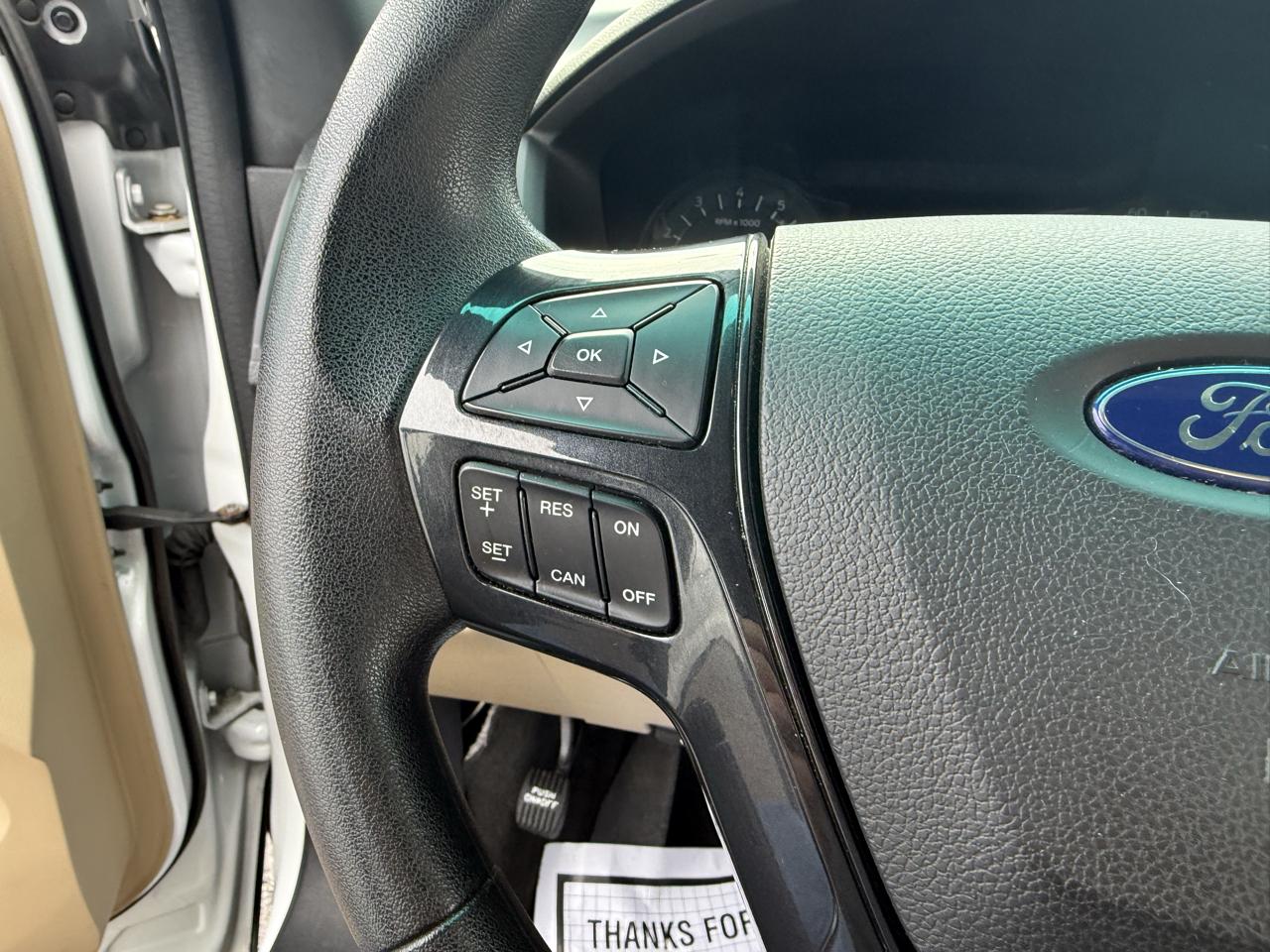 Ford Explorer Base 4WD 2017