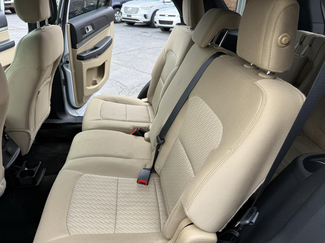 Ford Explorer Base 4WD 2017