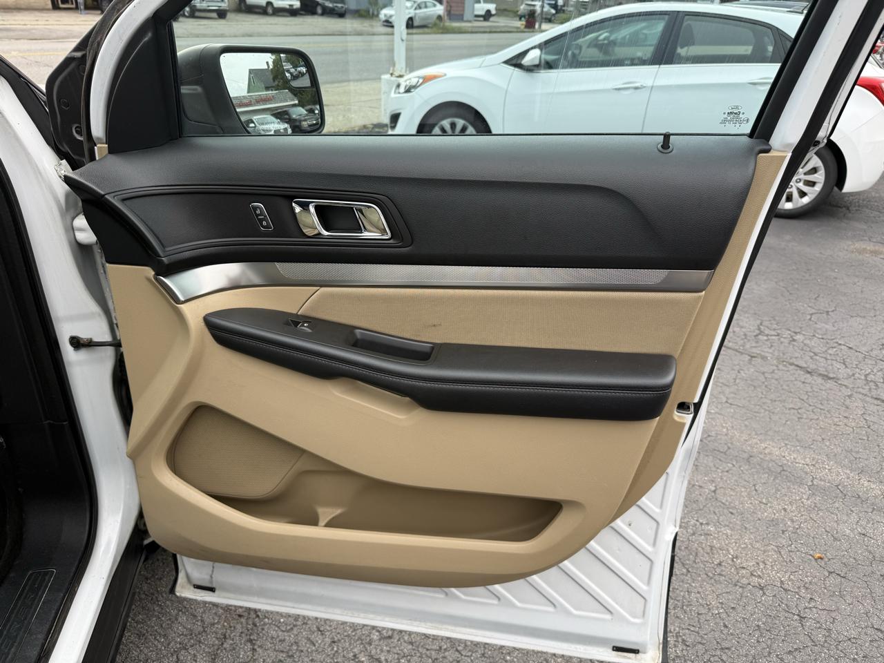 Ford Explorer Base 4WD 2017