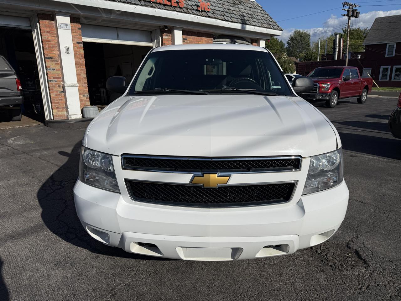 Chevrolet Tahoe 4WD 4dr 1500 Commercial 2013