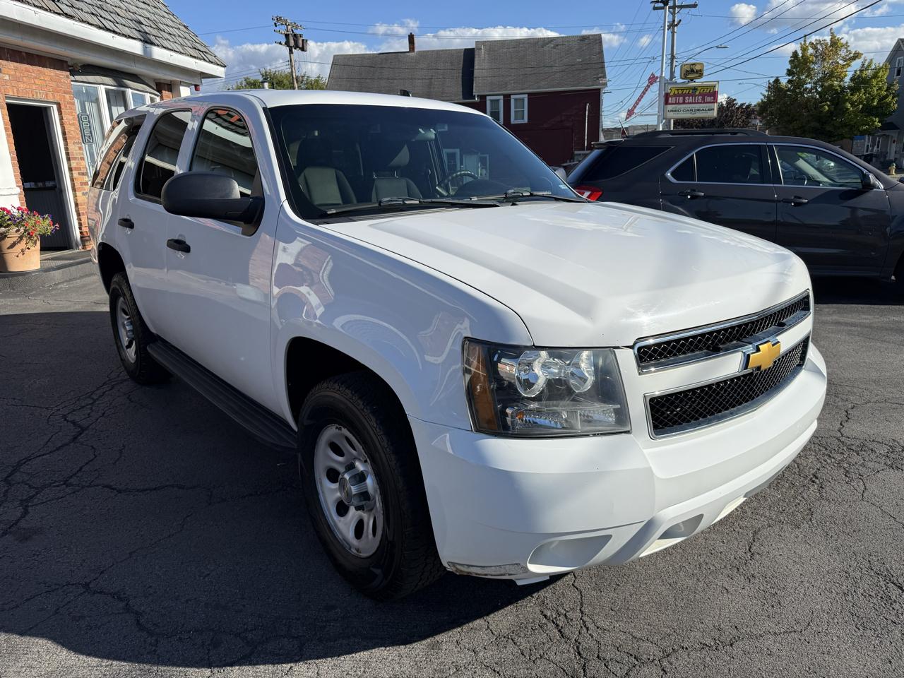 Chevrolet Tahoe 4WD 4dr 1500 Commercial 2013
