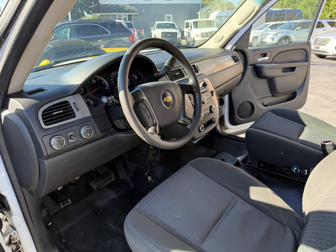 Chevrolet Tahoe 4WD 4dr 1500 Commercial 2013