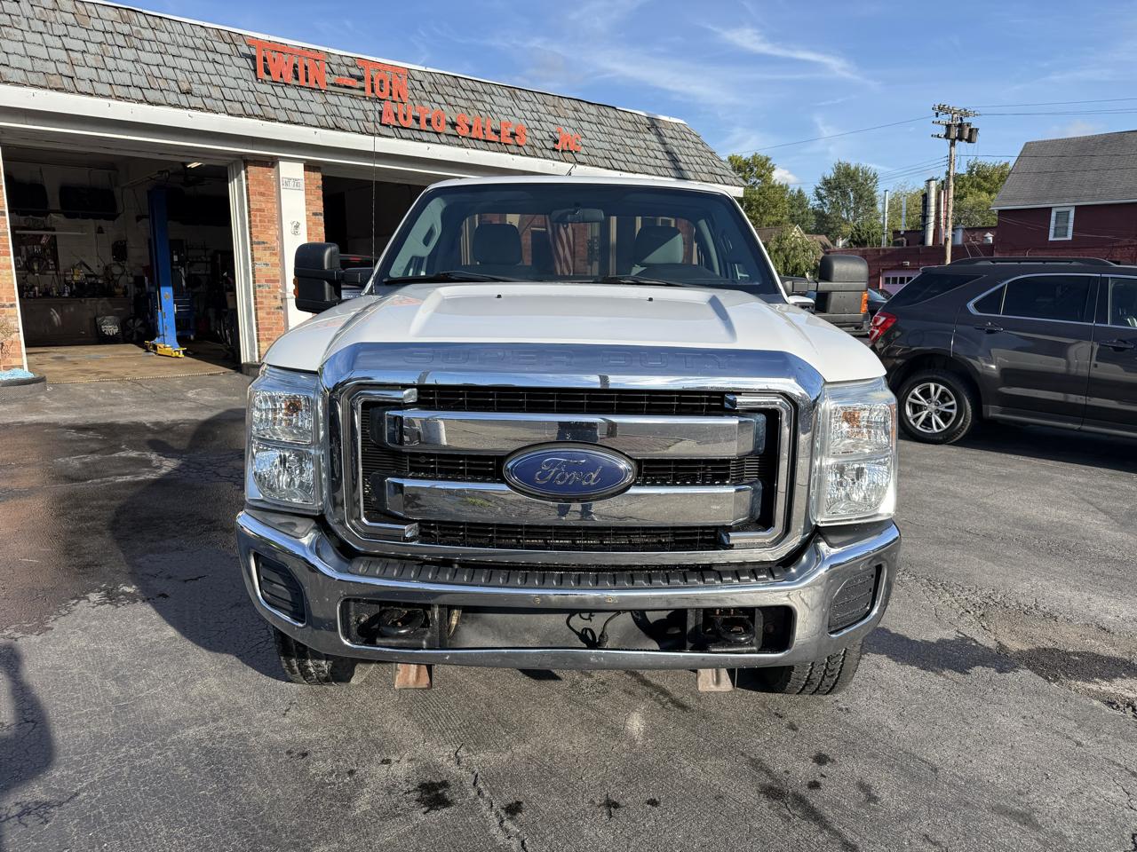 Ford Super Duty F-250 SRW 4WD Reg Cab 137" XLT 2015