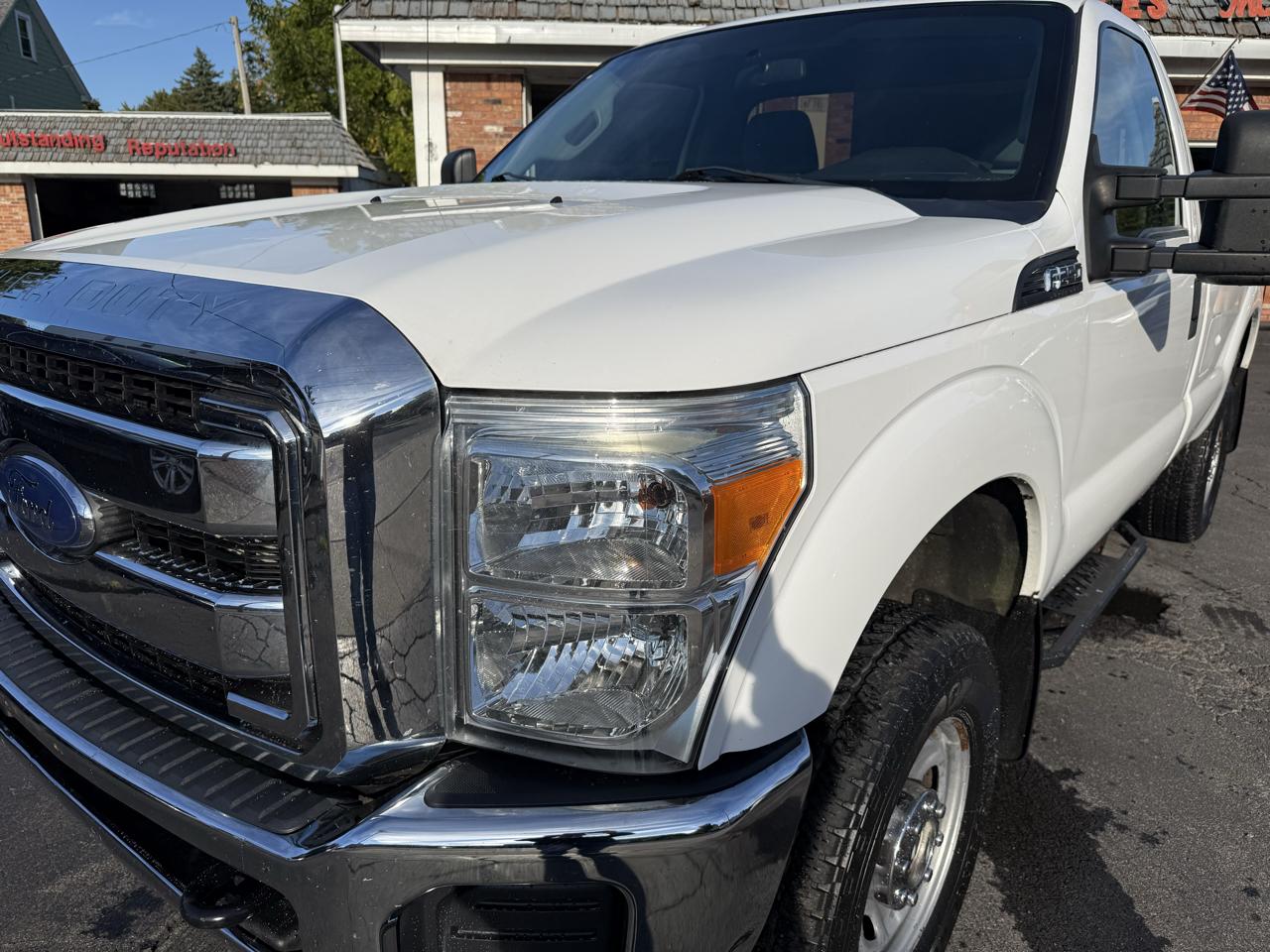 Ford Super Duty F-250 SRW 4WD Reg Cab 137" XLT 2015