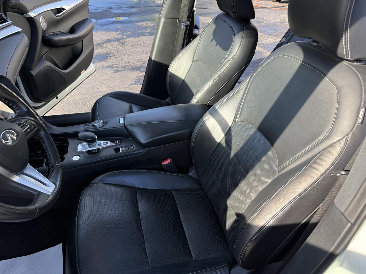 Infiniti QX50 ESSENTIAL AWD 2019