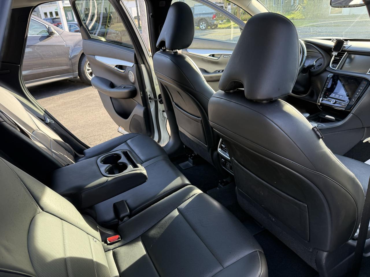 Infiniti QX50 ESSENTIAL AWD 2019