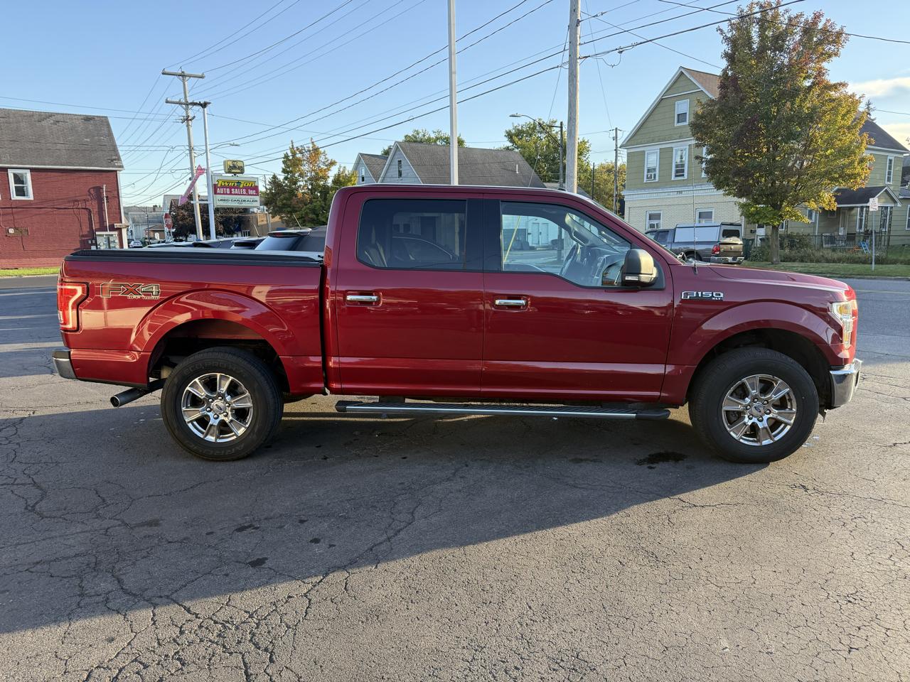 Ford F-150 4WD SuperCrew 145" FX4 2015