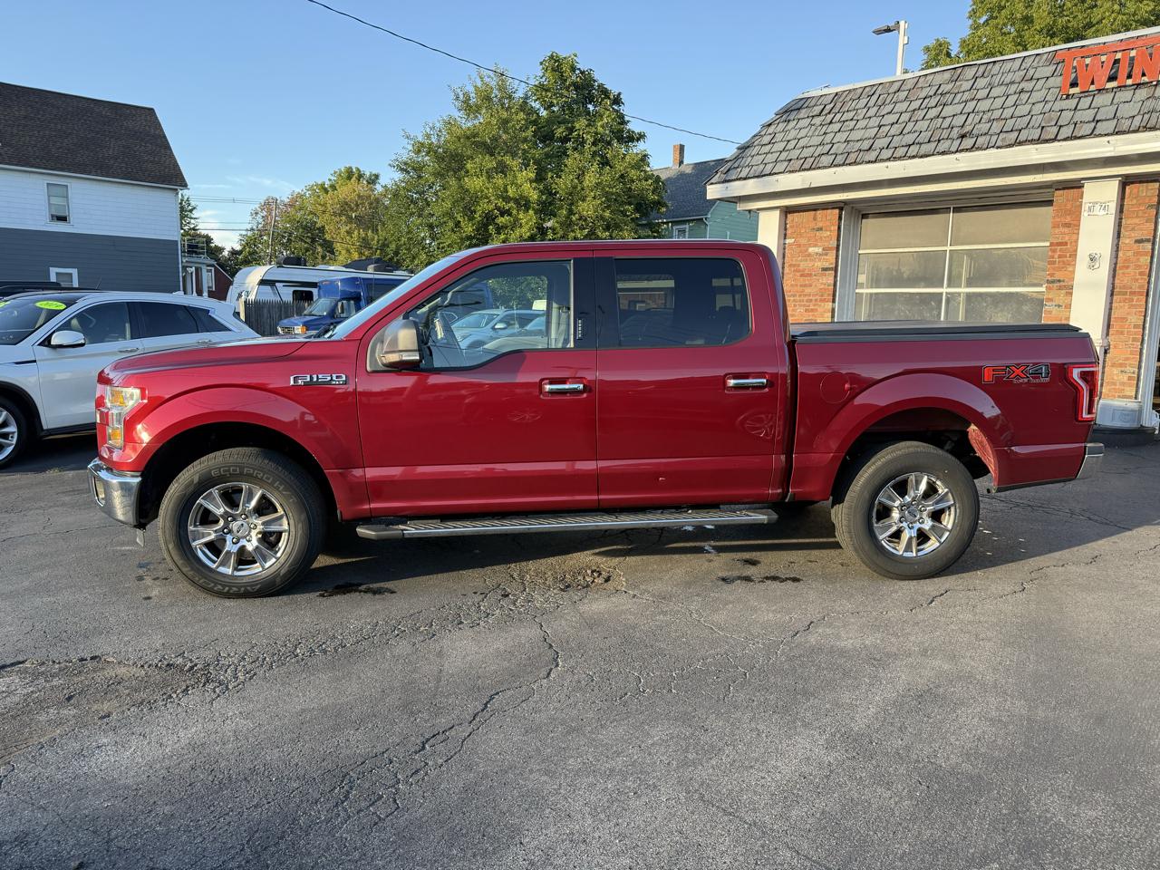 Ford F-150 4WD SuperCrew 145" FX4 2015