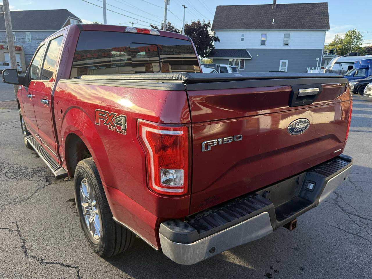 Ford F-150 4WD SuperCrew 145" FX4 2015