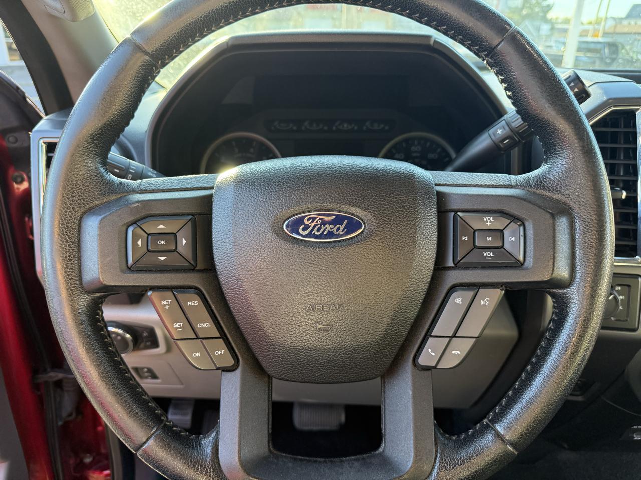 Ford F-150 4WD SuperCrew 145" FX4 2015
