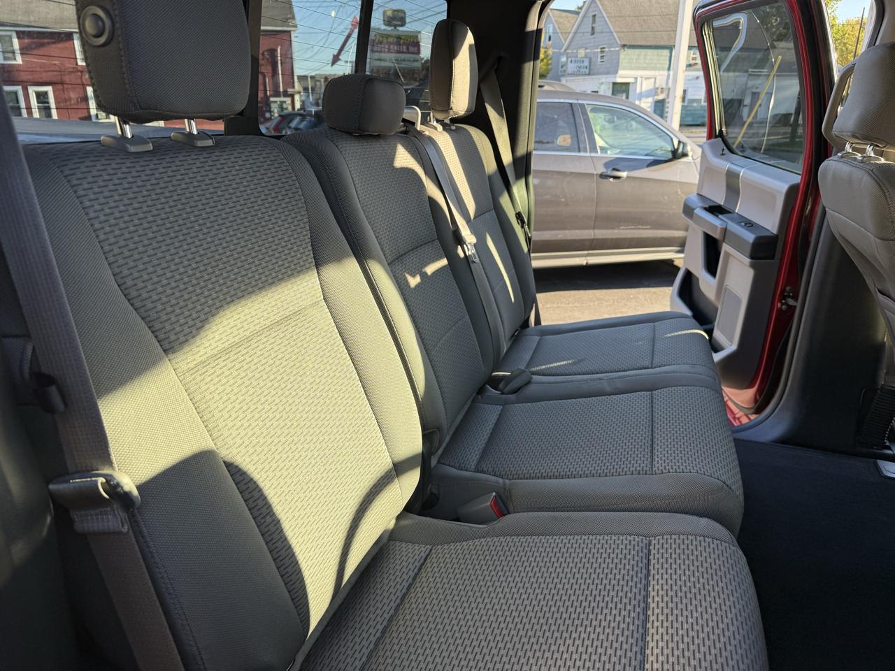Ford F-150 4WD SuperCrew 145" FX4 2015