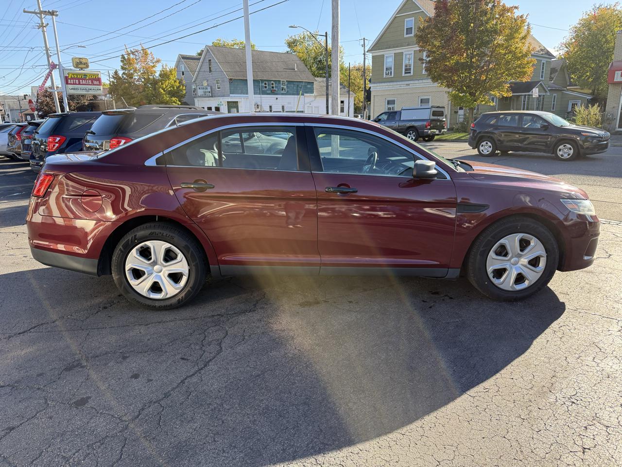 Ford Sedan Police Interceptor 4dr Sdn FWD 2015