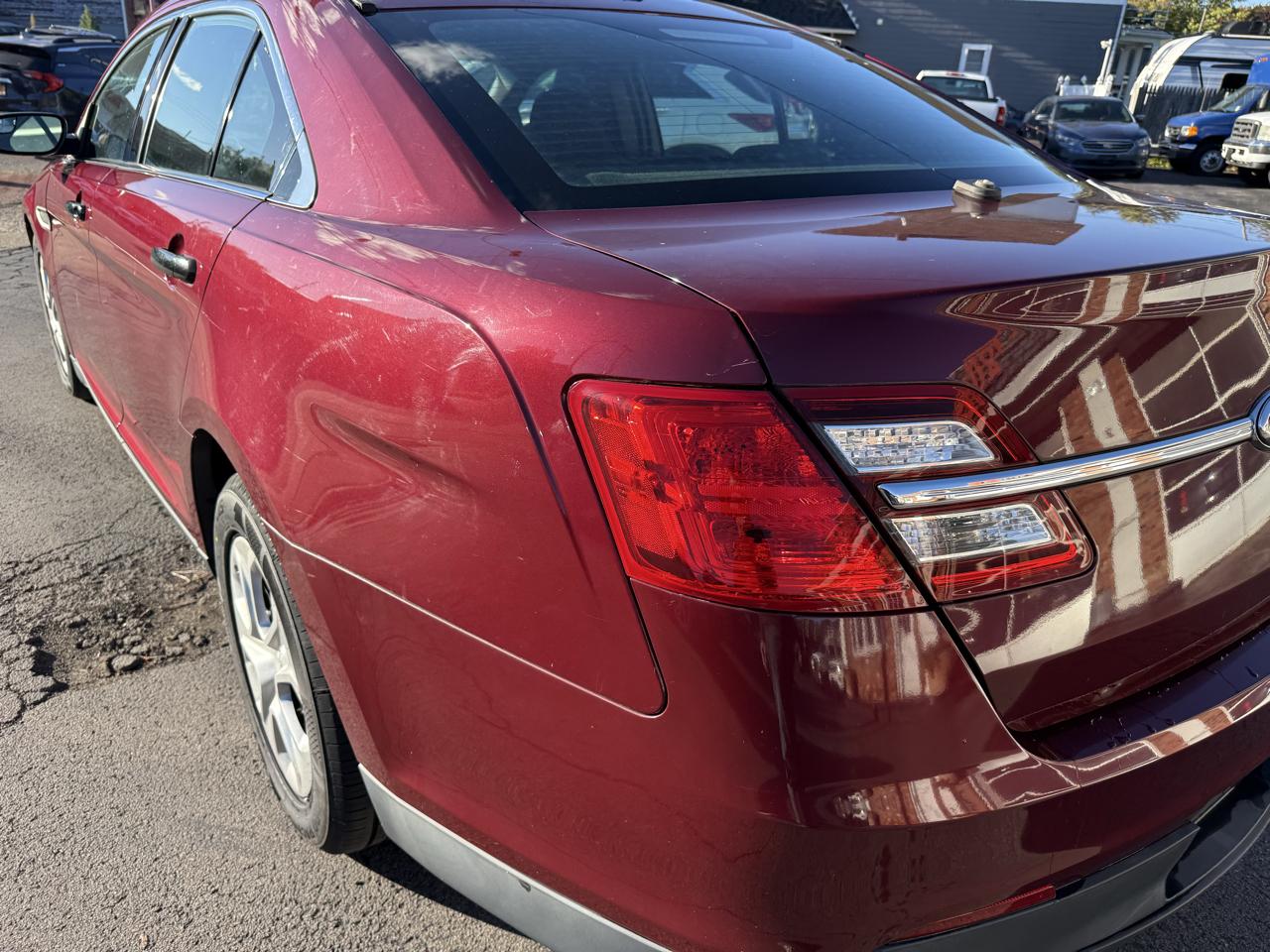 Ford Sedan Police Interceptor 4dr Sdn FWD 2015