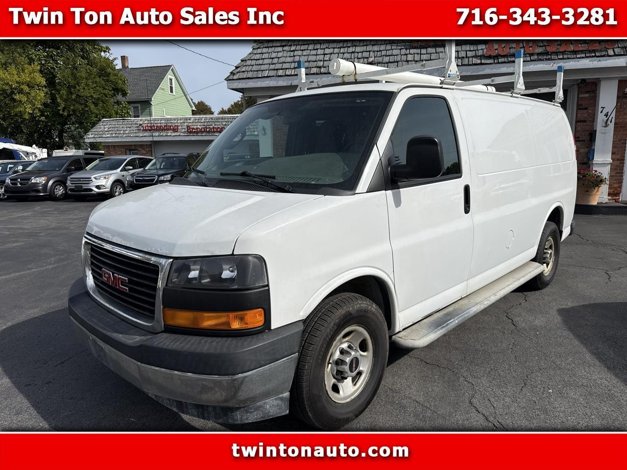 GMC Savana Cargo Van RWD 2500 135" 2016