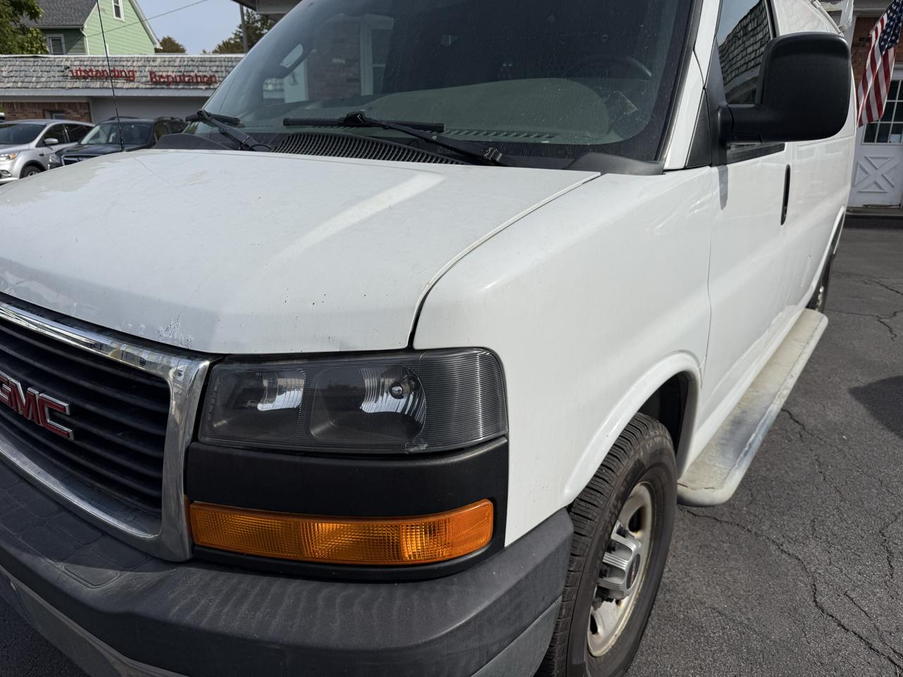 GMC Savana Cargo Van RWD 2500 135" 2016