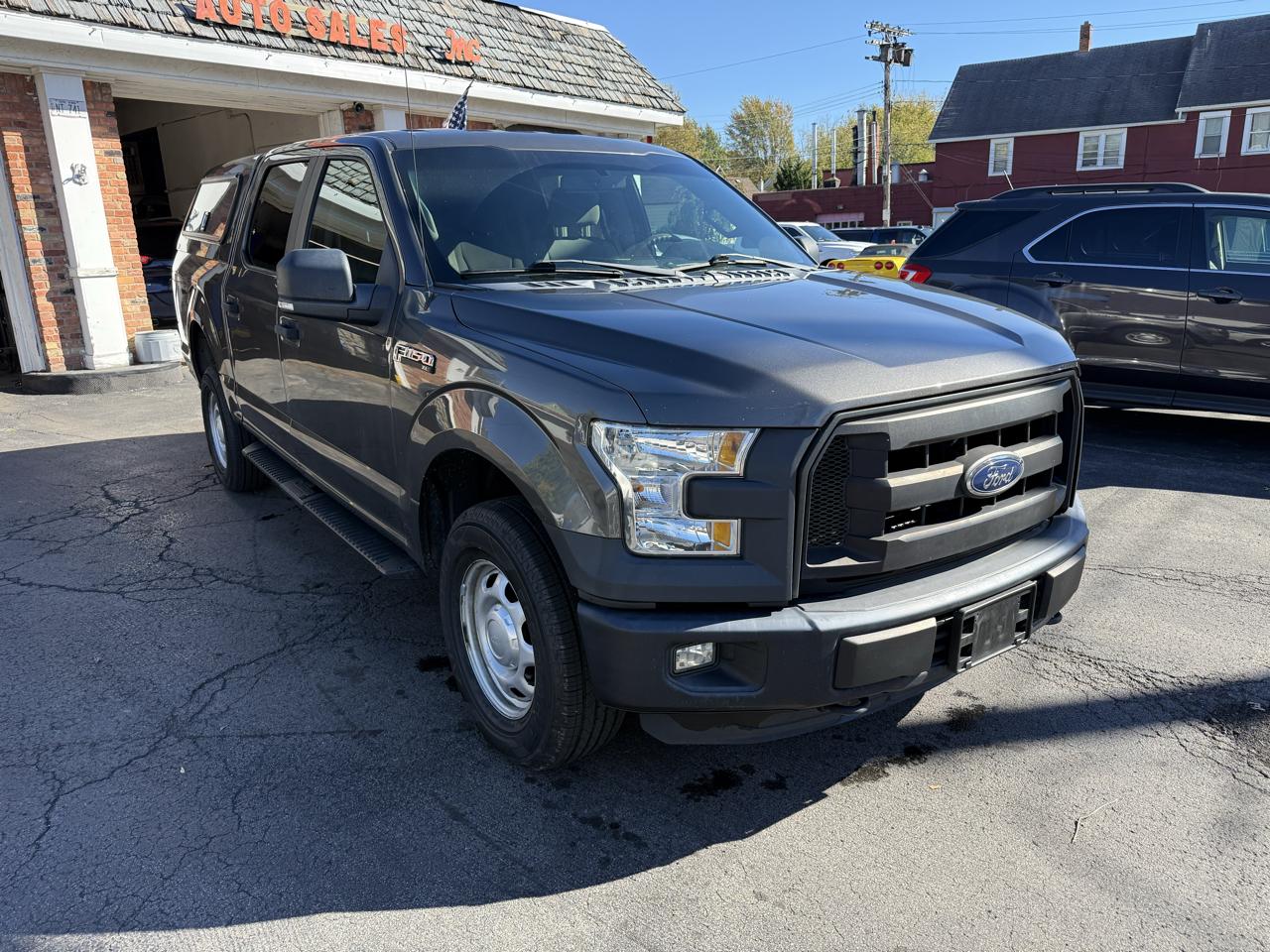 Ford F-150 4WD SuperCrew 145" XL 2016