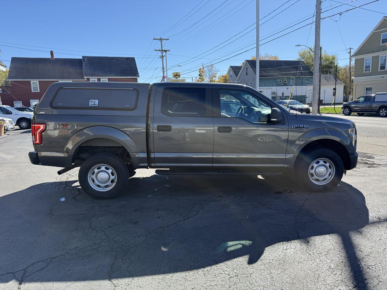 Ford F-150 4WD SuperCrew 145" XL 2016