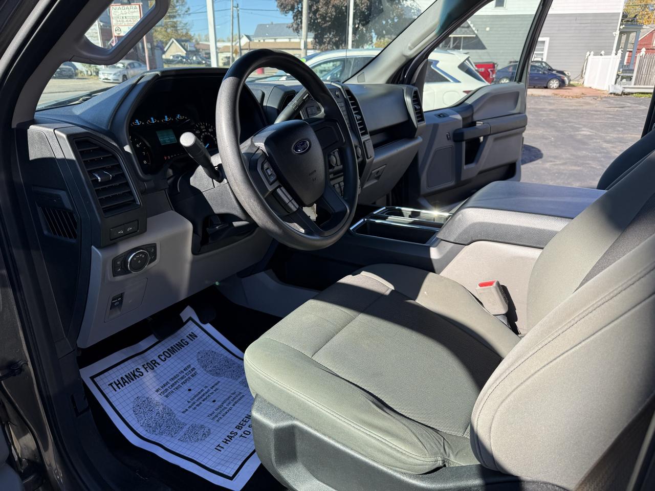 Ford F-150 4WD SuperCrew 145" XL 2016