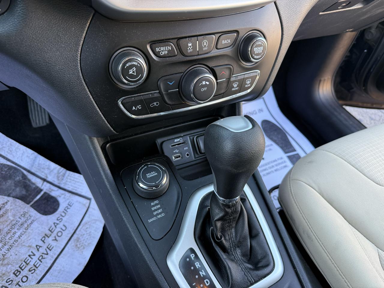 Jeep Cherokee 4WD 4dr Latitude 2016