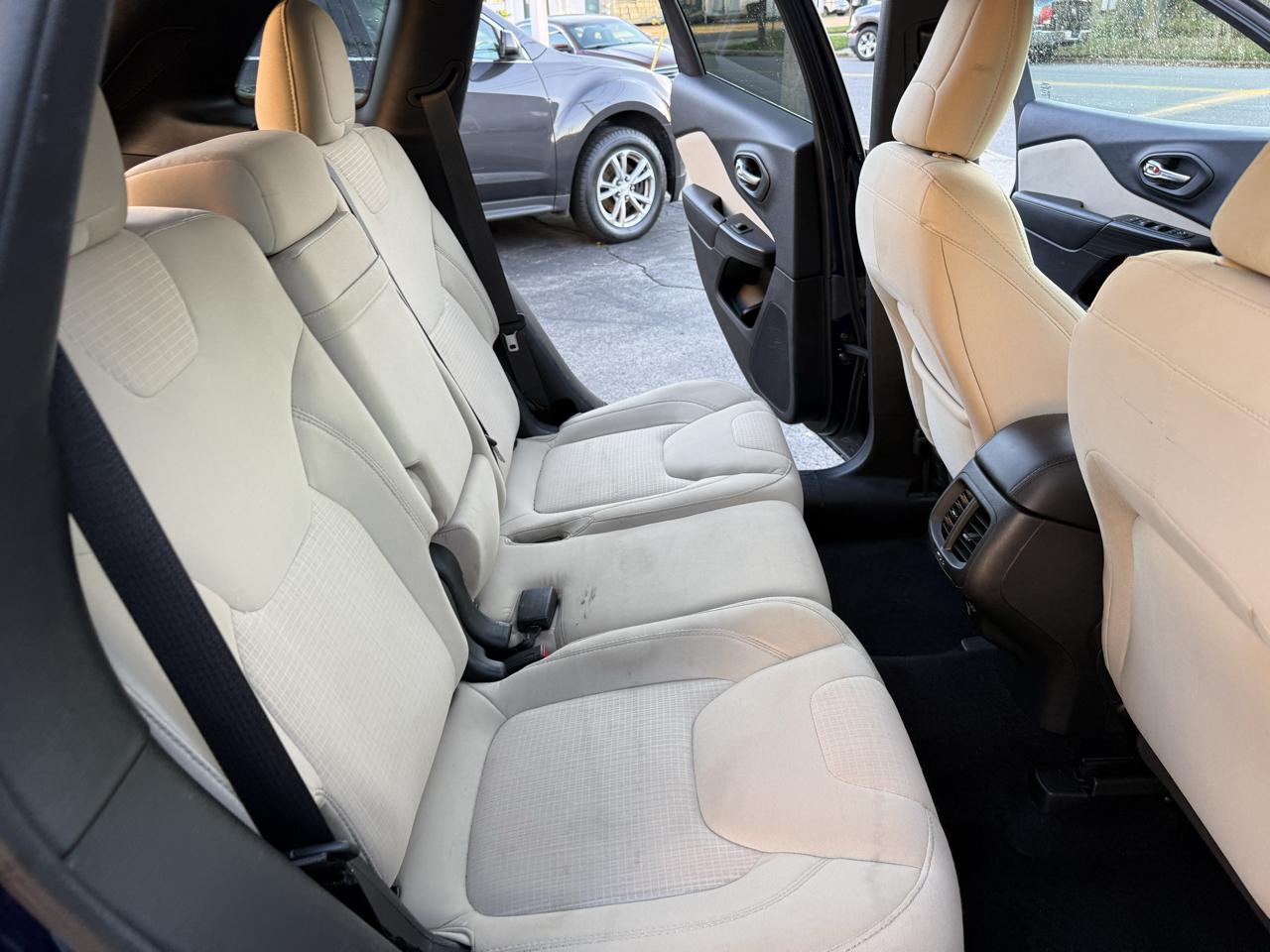 Jeep Cherokee 4WD 4dr Latitude 2016