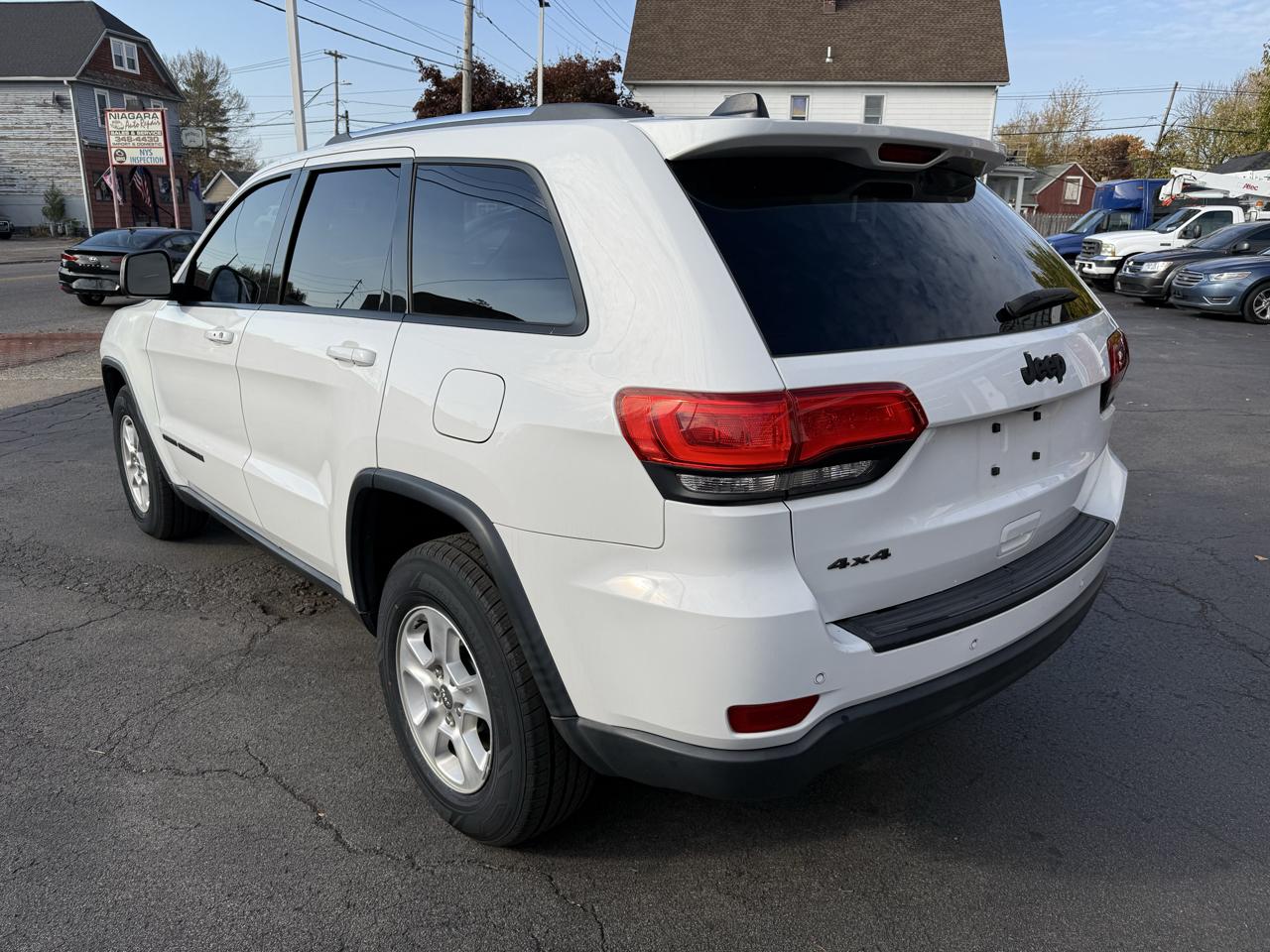 Jeep Grand Cherokee Laredo 4x4 2017