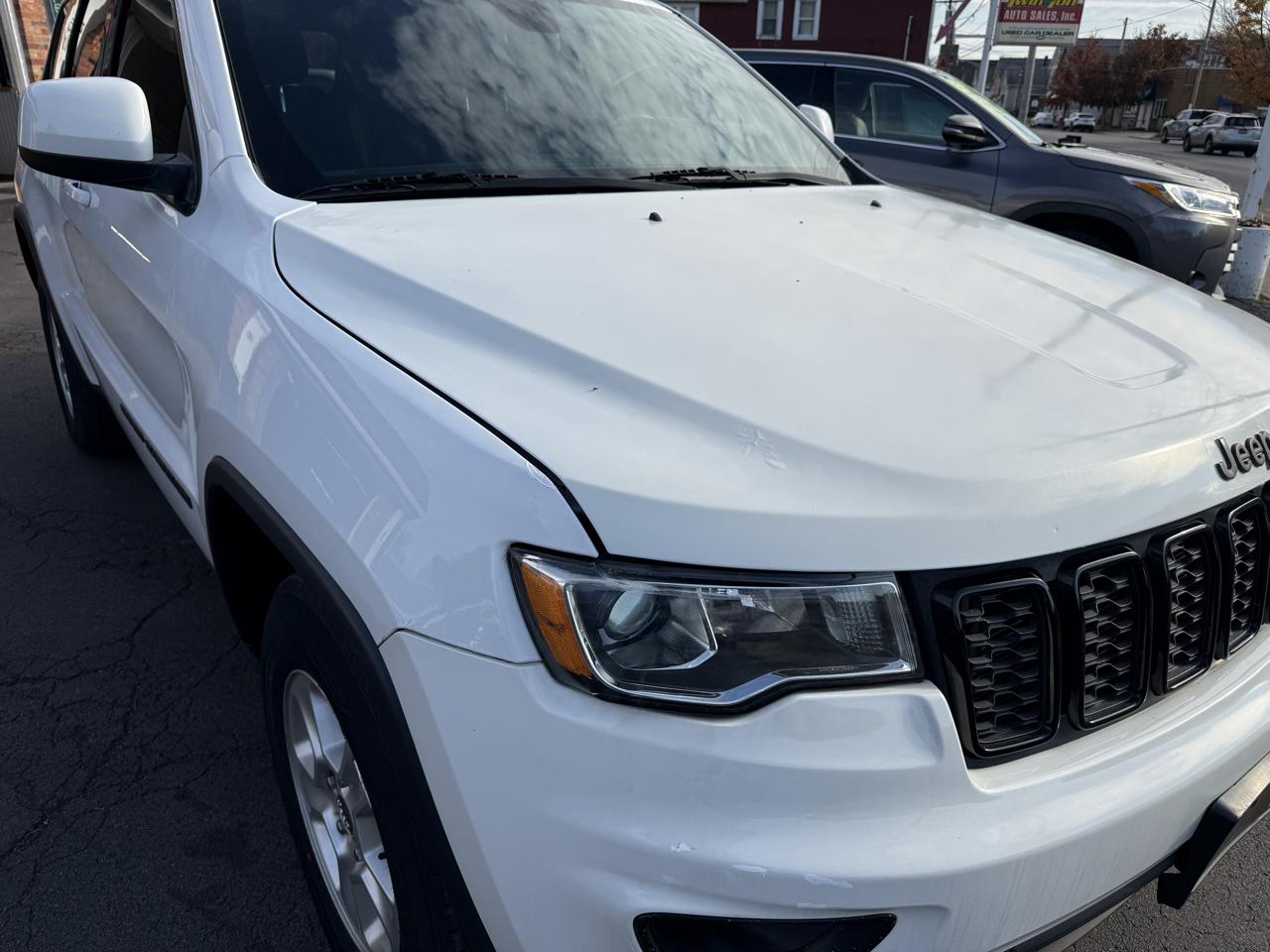 Jeep Grand Cherokee Laredo 4x4 2017
