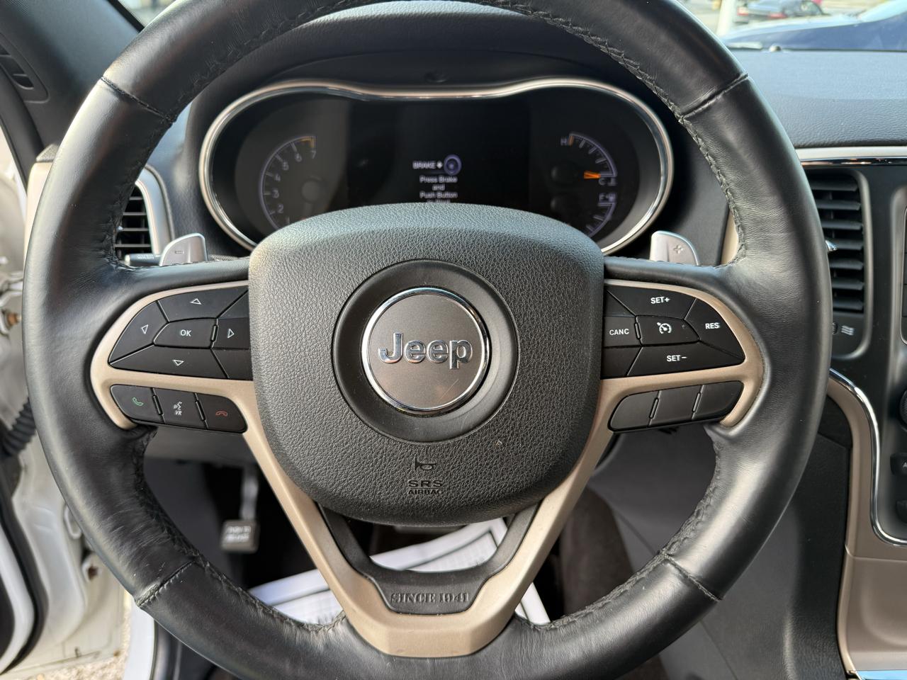 Jeep Grand Cherokee Laredo 4x4 2017