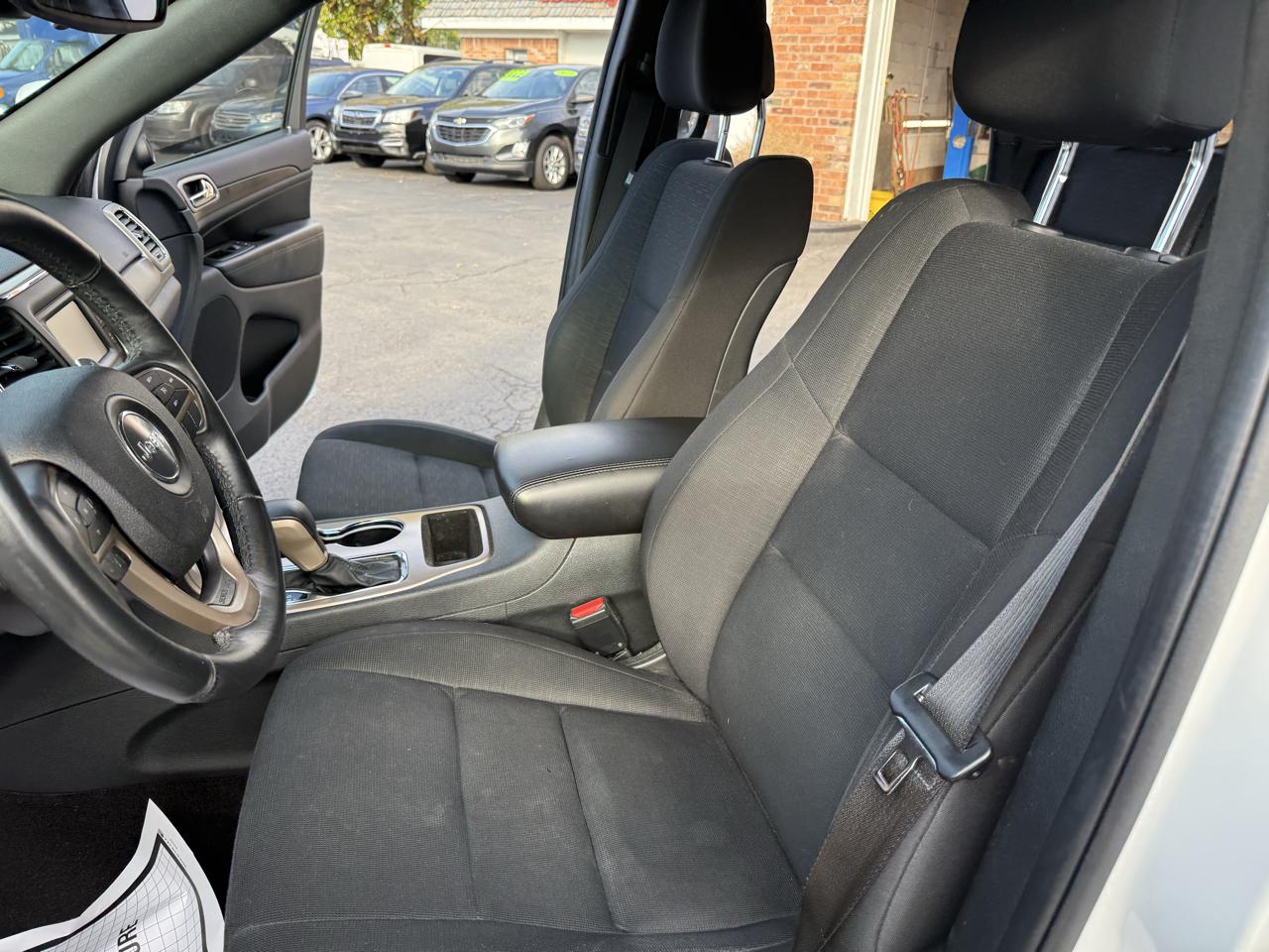 Jeep Grand Cherokee Laredo 4x4 2017