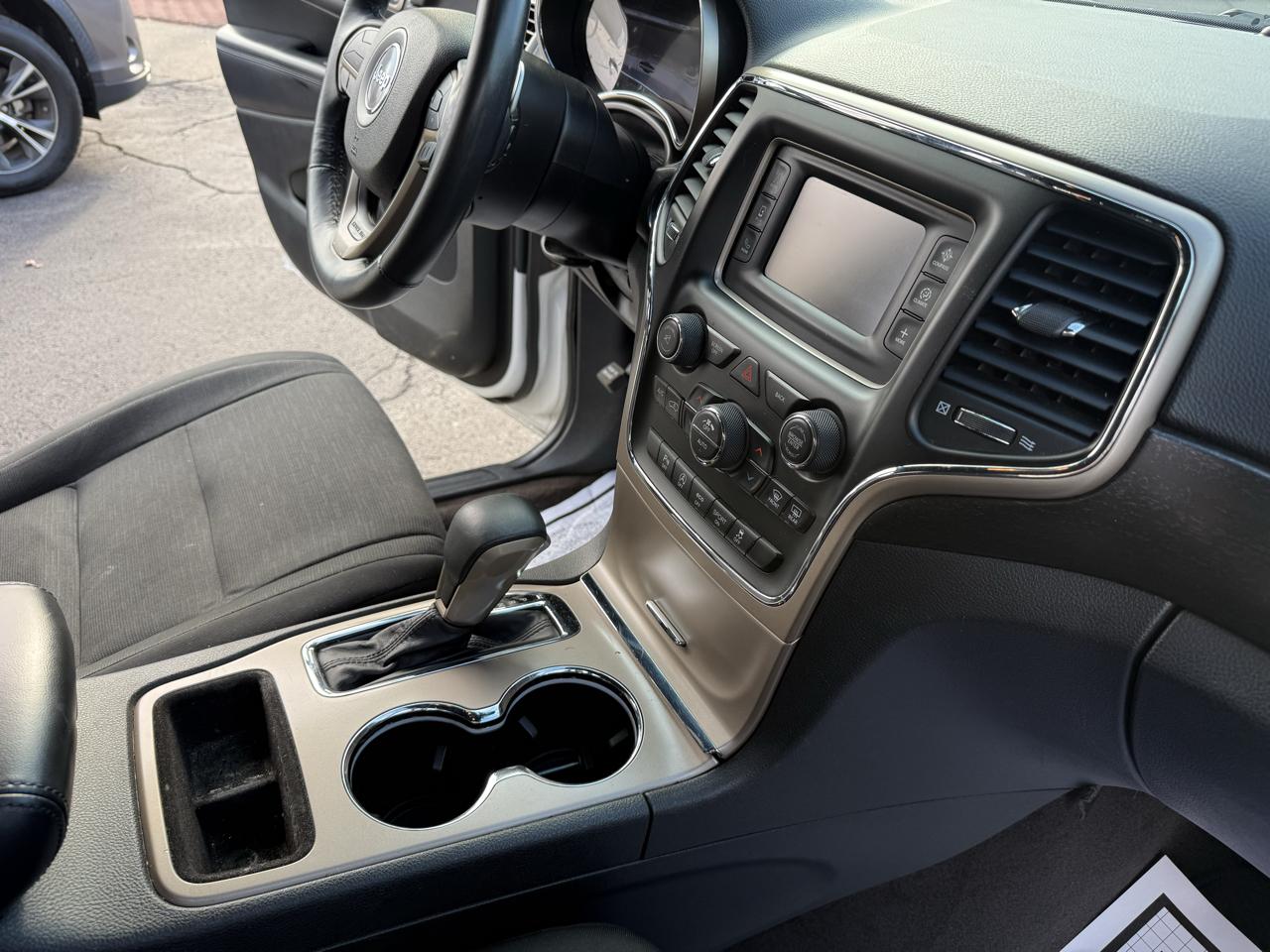 Jeep Grand Cherokee Laredo 4x4 2017