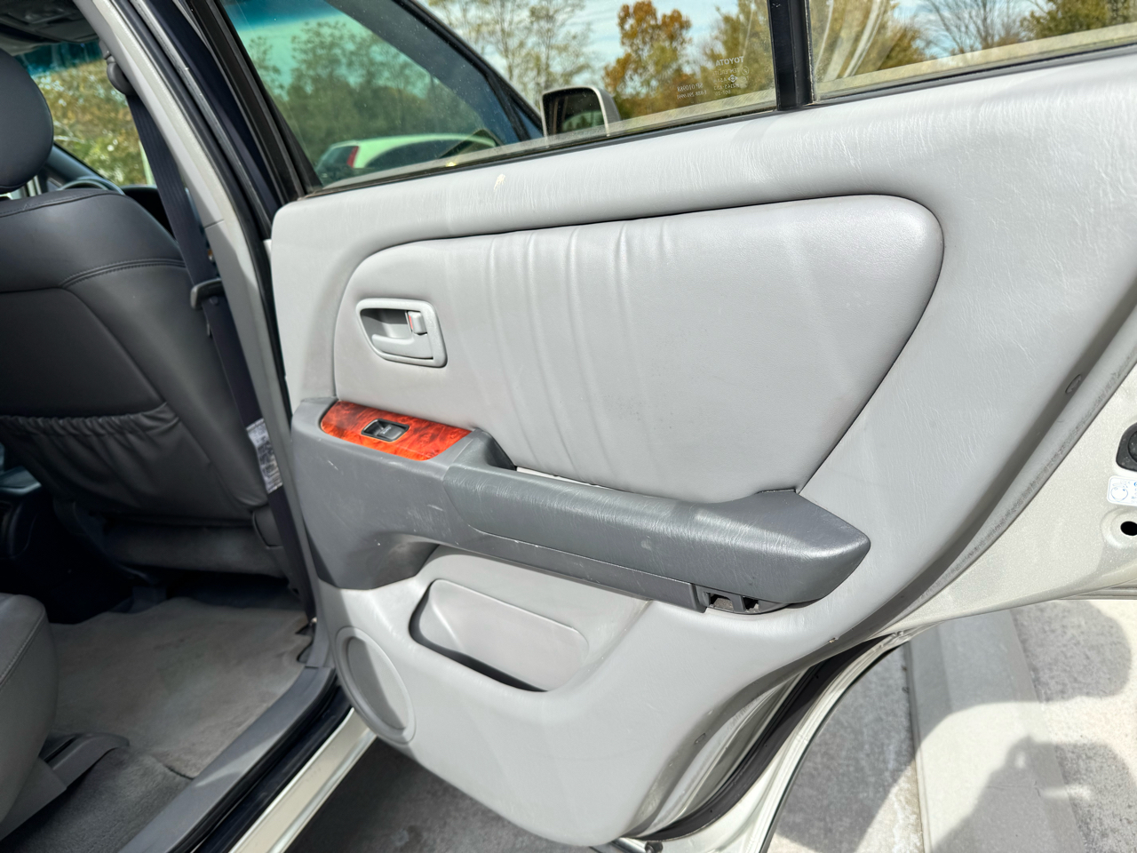 Lexus RX 300 Luxury SUV 4dr SUV 4WD 1999 Lexus RX 300 Luxury SUV 4dr SUV 4WD 1999