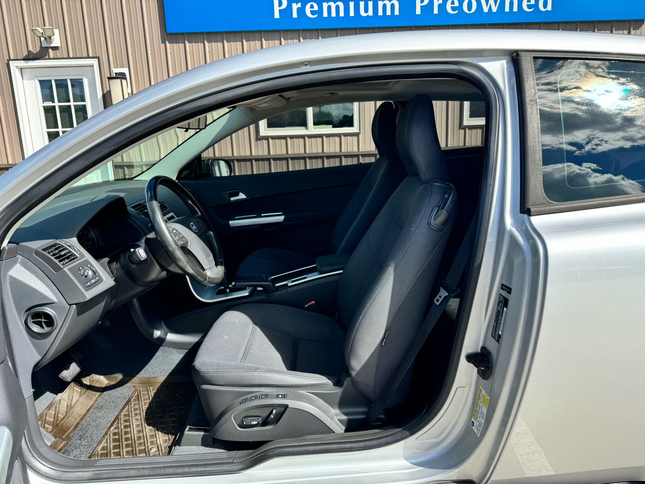 Volvo C30 2dr Cpe 2011 Volvo C30 2dr Cpe 2011