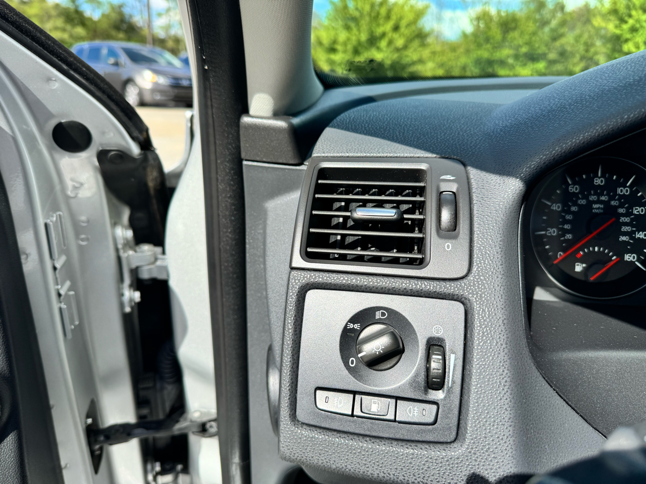 Volvo C30 2dr Cpe 2011 Volvo C30 2dr Cpe 2011