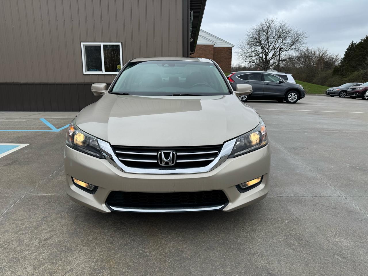 Honda Accord Sdn  2013