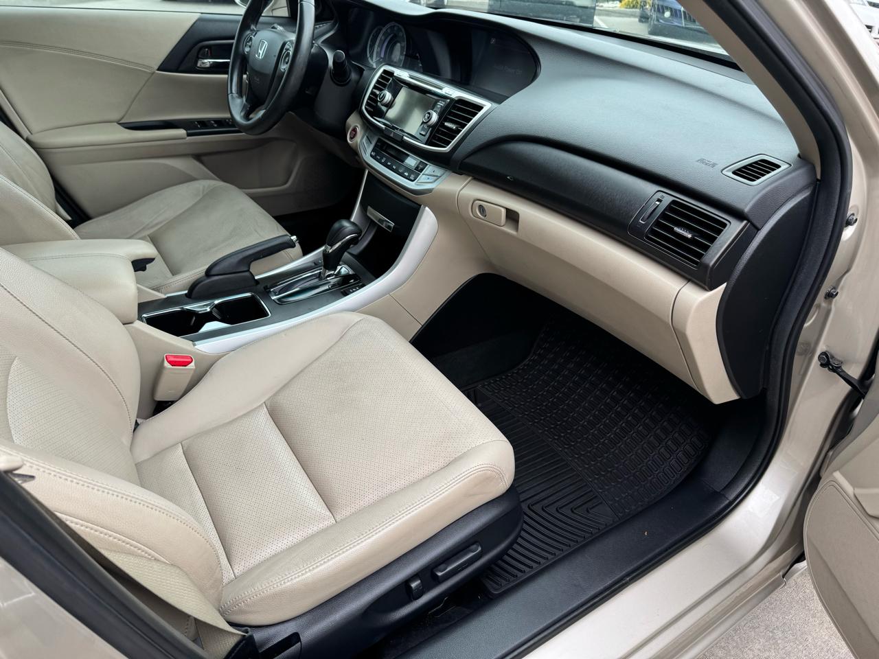 Honda Accord Sdn  2013