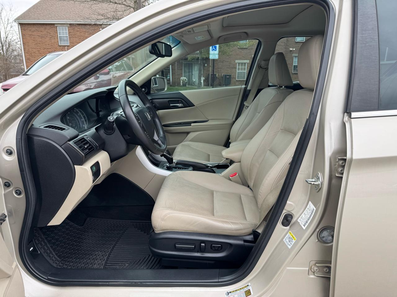 Honda Accord Sdn  2013